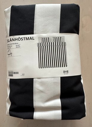 Parure de lit 240/220, marque: IKEA, état: Neuf avec étiquette, taille: King Size (220-240 cm x 220-260 cm), 30,00 €, 32,20 € Protection acheteurs incluse