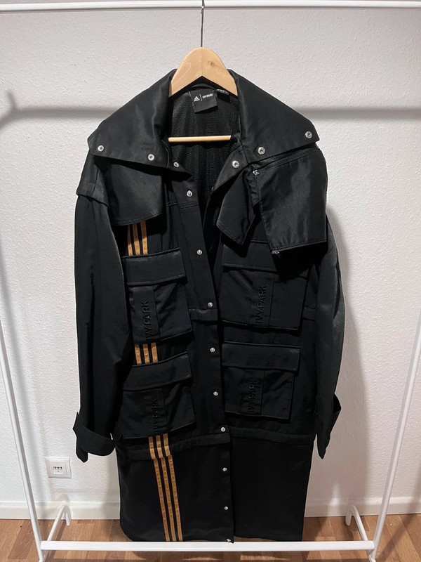 Ivy Park x adidas drop 2.2 black pack convertible jacket coat in black gold Vinted