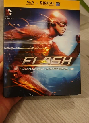 The Flash saison 1 en Blu Ray, état: Très bon état, 5,00 €, 5,95 € Protection acheteurs incluse