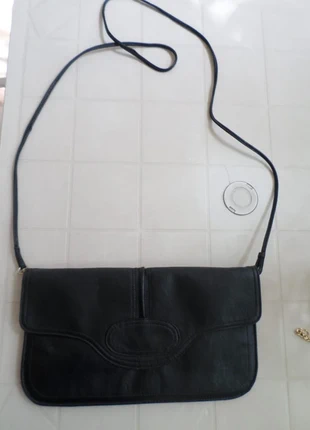 Borsa nera a spalla elegante , condizioni: Ottime, €5.00, €5.95 include la Protezione acquisti