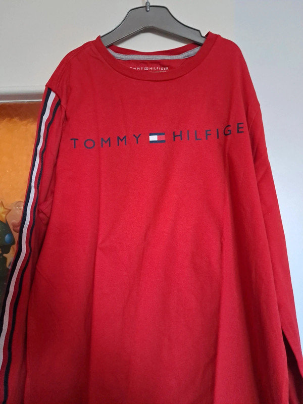 T shirt gar on tommy hilfiger xs Vinted