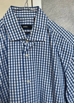 Chemise vichy marine et blanche Boss Hugo Boss Médium (40) comme neuf, brand: Hugo Boss, condition: New without tags, size: M, €18.99, €20.64 includes Buyer Protection