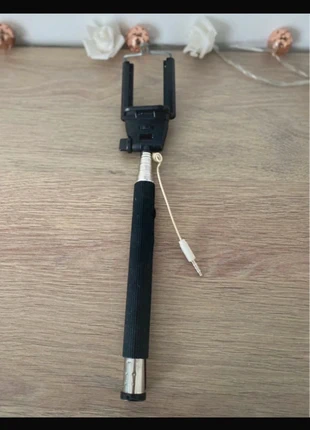 Perche selfie avec prise jack noire, brand: SELFIE, condition: Very good, €4.00, €4.90 includes Buyer Protection