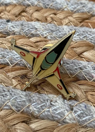 Pins vintage avion militaire, condition: Very good, €5.00, €5.95 includes Buyer Protection