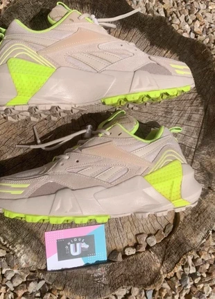 Premium Reebok Cream Tan Suede Neon Green, brand: Reebok, condition: Very good, size: 38, €119.00, €125.65 includes Buyer Protection