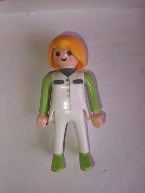 Playmobil mujer Vinted