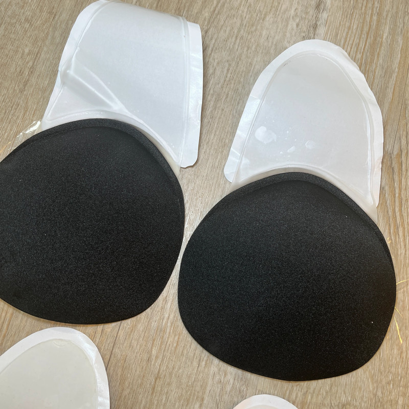 Set of 2 Pull-up Sticky Bra Pads - L 2