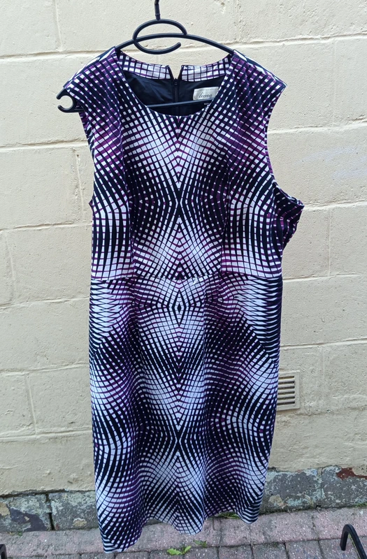 Robe à motifs taille 22 UK