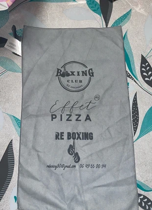 Serviette de boxe, brand: Everlast, condition: Very good, size: One size, €5.00, €5.95 includes Buyer Protection Pro