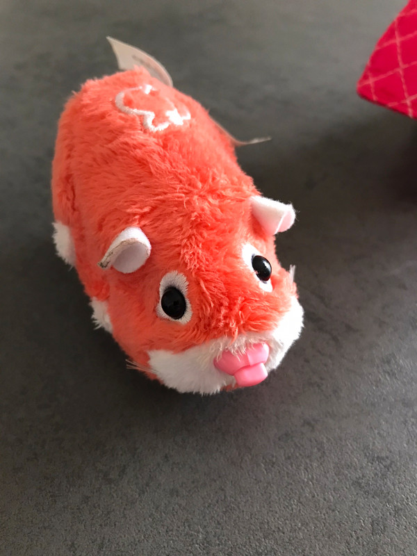 Zhu Zhu Pets Hamster TV : : Leksaker