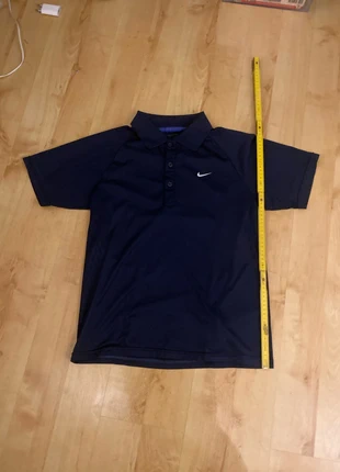Nike polo, merk: Nike, staat: Heel goed, maat: S, € 10,00, € 11,20 inclusief Kopersbescherming