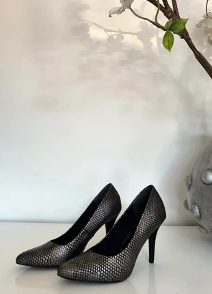 print hakken, merk: Marco Tozzi, staat: Nieuw met prijskaartje, maat: 38, € 29,95, € 32,15 inclusief Kopersbescherming