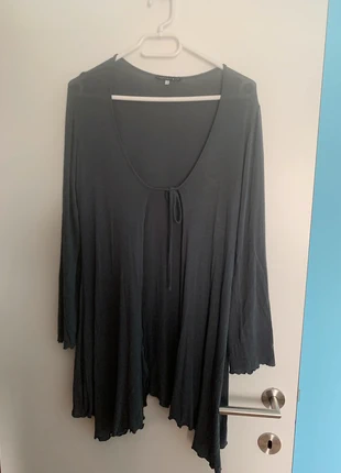 Grijze gilet Réthorique , merk: rethorique, staat: Heel goed, maat: Overige, € 7,00, € 8,05 inclusief Kopersbescherming