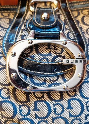 Borsa Guess Y2K con borchie e tracolla
regolabile, marke: GUESS, zustand: Sehr gut, 39,00 €, 41,65 € inklusive Vinted-Käuferschutz