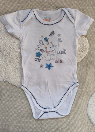 👕 Body Disney Baby – Taille 36 mois – Motif Marie, fleurs & papillons, marque: Disney, état: Très bon état, taille: 3 ans / 98 cm, 2,50 €, 3,33 € Protection acheteurs incluse