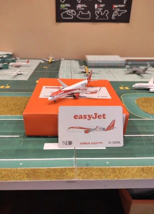 Easyjet A321neo 1:400, marca: JC, estado: Novo com etiquetas, tamanho: Tamanho único, €87.99, €93.09 inclui Proteção do Comprador
