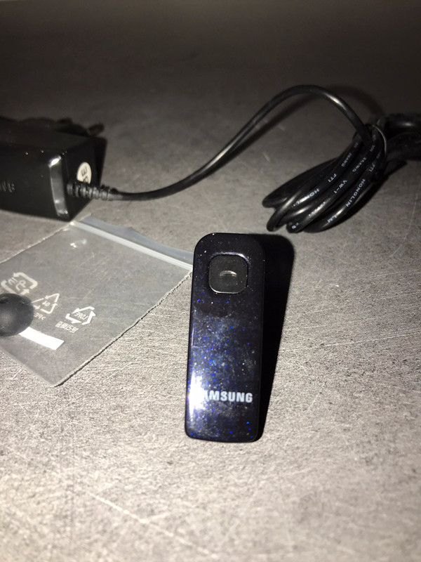 Samsung Oreillette Bluetooth WEP 300 black