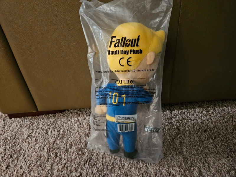 Fallout Thumbs Up Vault Boy 101 Plush 4