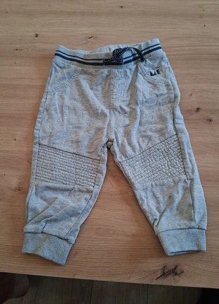 Jogging, brand: Gémo, condition: Very good, size: 9-12 months / 74 cm, €1.00, €1.75 includes Buyer Protection