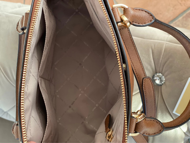 Michael kors cindy on sale lg dome satchel