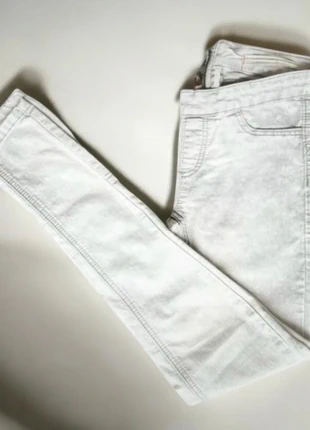 Joli pantalon skinny gris perle Jennyfer Taille 34-XS, marca: Jennyfer, estado: Muy bueno, tamaño: XS / 34 / 6, 3,00 €, 3,85 € Protección al comprador incluida