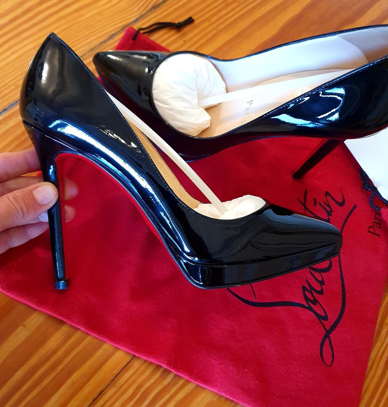 Escarpins Louboutin modele Pigalle Vinted