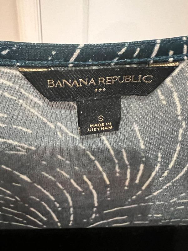 Banana Republic blouse 3