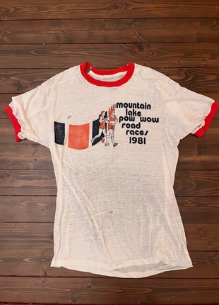 T shirt vintage, brand: Vintage, condizioni: Discrete, taglia: L, €30.00, €32.20 include la Protezione acquisti