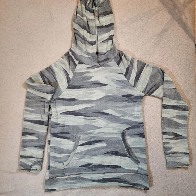 Athleta Girl Hoodie Sweatshirt Green Gray Stripes Sage Camo Xl/14 Thumbholes 1