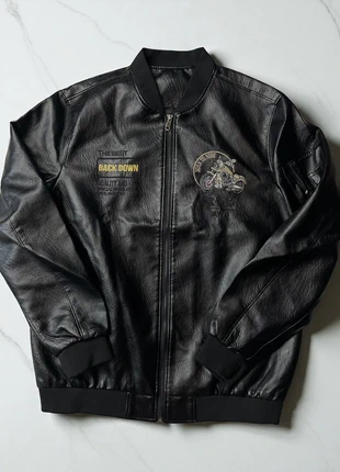 Veste / blouson en similicuir à motifs brodé Y2K streetwear, marke: Aesthetic, zustand: Neu, größe: M, 35,00 €, 37,45 € beinhaltet Vinted-Käuferschutz Pro