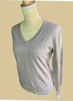 Pull Col en V Tommy Hilfiger Femme - Taille L, brand: Tommy Hilfiger, condition: Very good, size: L / 40 / 12, €15.00, €16.45 includes Buyer Protection Pro