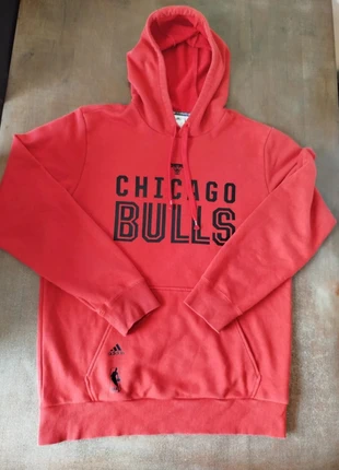Sweat adidas Chicago bulls, brand: Chicago Bulls, condizioni: Ottime, taglia: M, €23.00, €24.85 include la Protezione acquisti