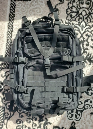 Gros sac à dos voyage armée noir, marque: Black Label, état: Neuf sans étiquette, 50,00 €, 53,20 € Protection acheteurs incluse