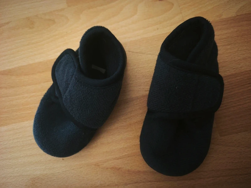 Chaussons bleu marine taille 19