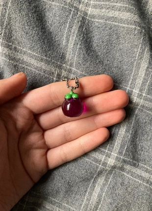mangosteen japanese keychain, merk: Lolita, staat: Heel goed, € 2,00, € 2,80 inclusief Kopersbescherming