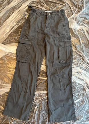 Cargo Pants, marque: Bershka, état: Très bon état, taille: XXS / 32 / 4, 10,00 €, 11,20 € Protection acheteurs incluse