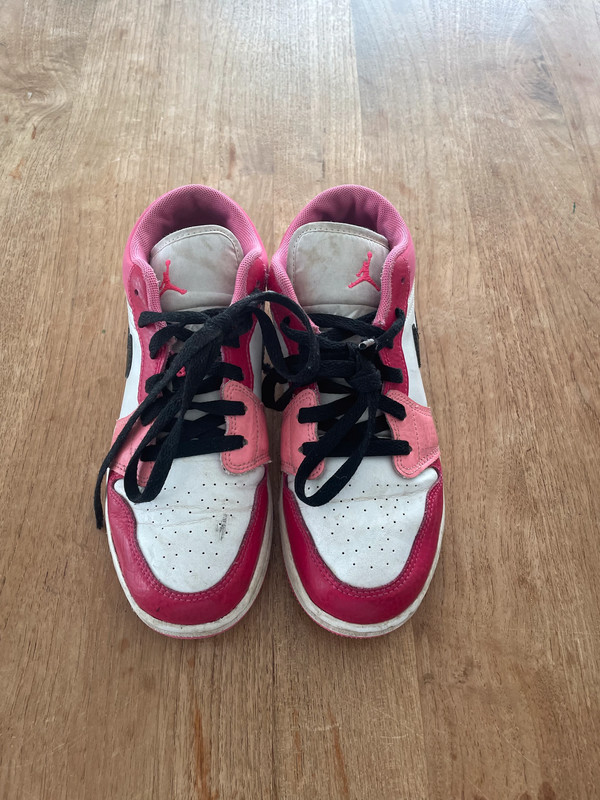 Pink nike jordans on sale