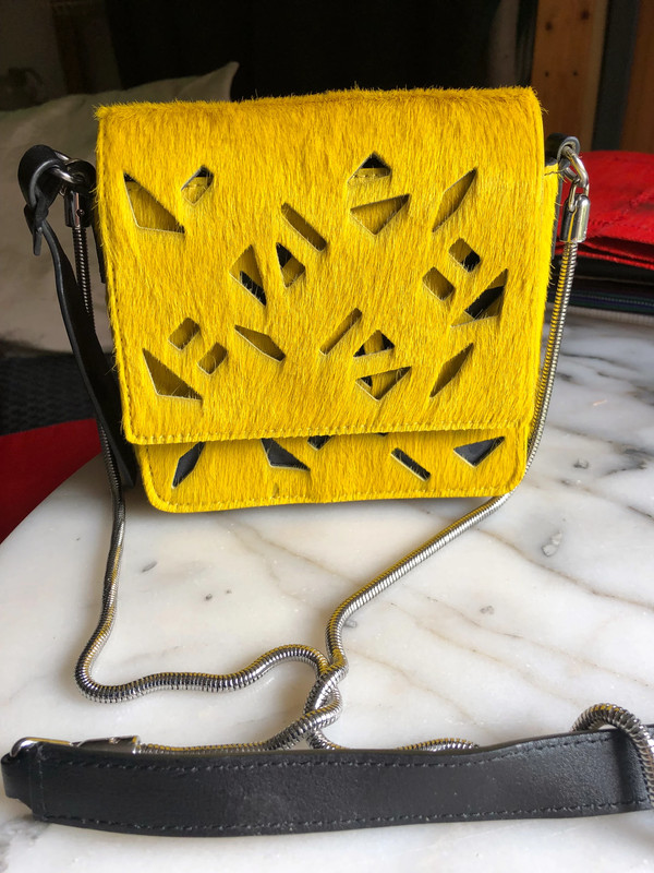 Pochette clearance kenzo jaune