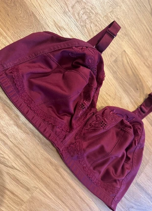 Burgundy cross your heart style bra., brand: Marks & Spencer, condition: Very good, size: 36DD, £1.50, £2.28 includes Buyer Protection
