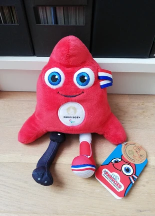 Peluche phryge jeux olympiques paralympiques paris 2024 mascotte, merk: Paris 2024, staat: Nieuw met prijskaartje, maat: Universeel, € 12,00, € 13,30 inclusief Kopersbescherming