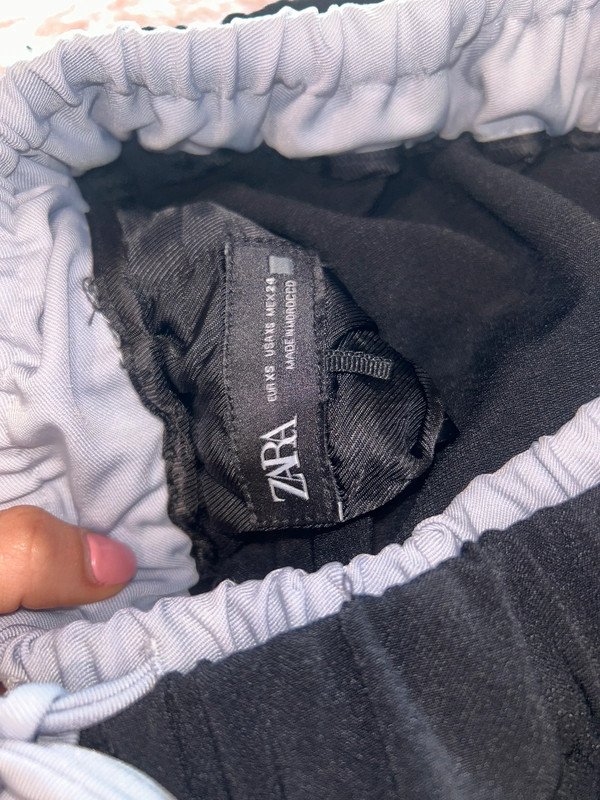Pantalón negro Zara 2