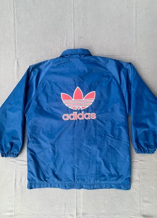 Veste vintage Adidas Light Jacket logo brodé taille S, marca: adidas, estado: Bom, tamanho: XS, €28.00, €30.10 inclui Proteção do Comprador