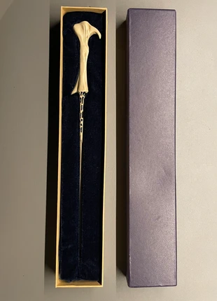 Harry Potter toverstaf Voldemort, merk: Harry Potter, staat: Nieuw zonder prijskaartje, € 10,00, € 11,20 inclusief Kopersbescherming