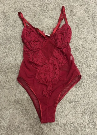 Body neuf rouge sans étiquette jamais porté, marca: Femme Luxe, estado: Nuevo sin etiquetas, tamaño: XS / 34 / 6, 8,00 €, 9,10 € Protección al comprador incluida