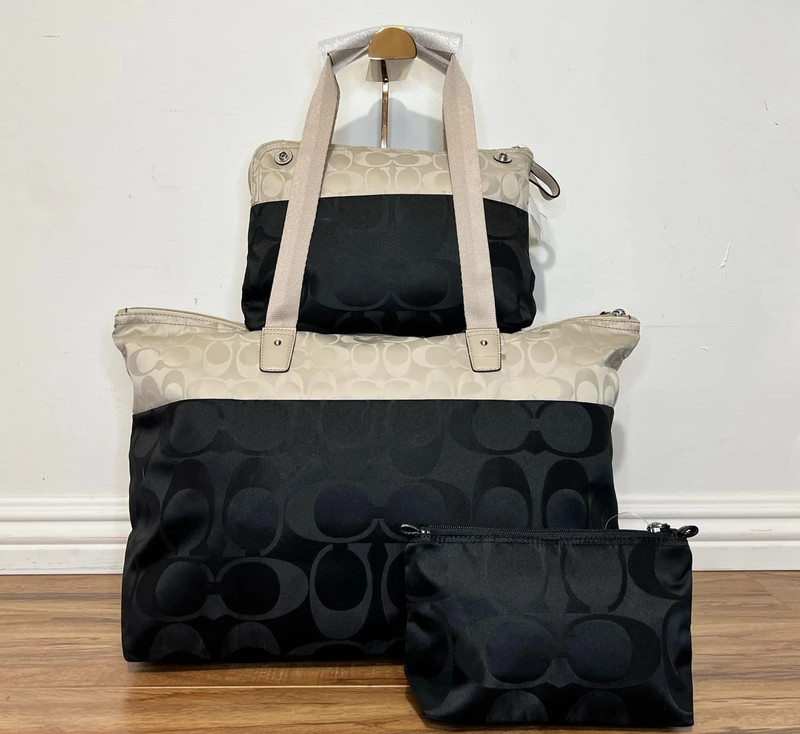 Coach Signature Nylon Bag Snap Pouch Pouch Vinted