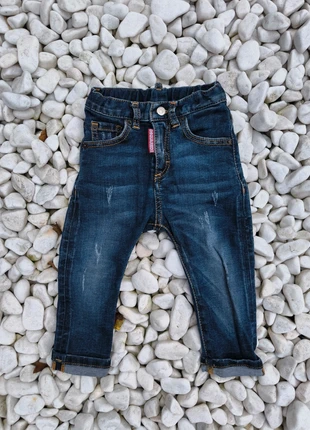 Jean Dsquared2 mixte 12 mois, merk: Dsquared2, staat: Heel goed, maat: 12-18 maanden / 80 cm, € 30,00, € 32,20 inclusief Kopersbescherming