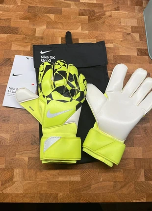 Nike GK grip 3 black volt maat 10, marque: Nike, état: Neuf sans étiquette, 27,99 €, 30,09 € Protection acheteurs incluse