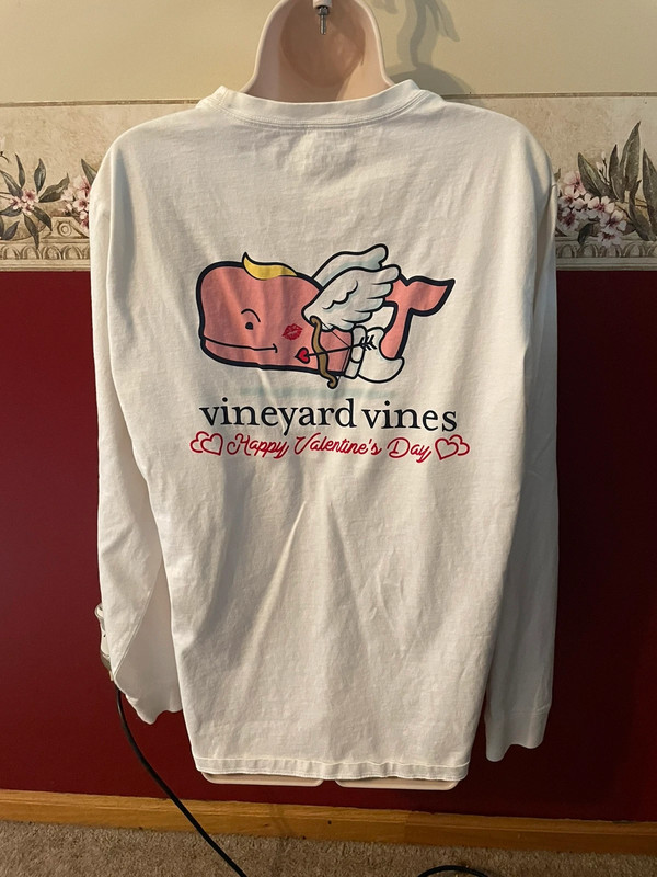 Vineyard Vines tee 2