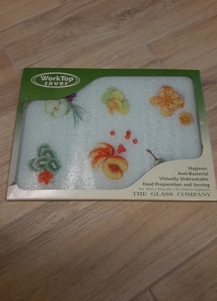 Plateau en verre NEUF avec des motifs floral et fruits, marca: WorkTop saver, estado: Nuevo con etiquetas, 10,00 €, 11,20 € Protección al comprador incluida