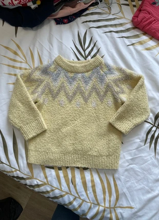 Pull primark 2-3 ans, merk: Primark, staat: Veelgebruikt, maat: 24-36 maanden / 92 cm, € 1,00, € 1,75 inclusief Kopersbescherming